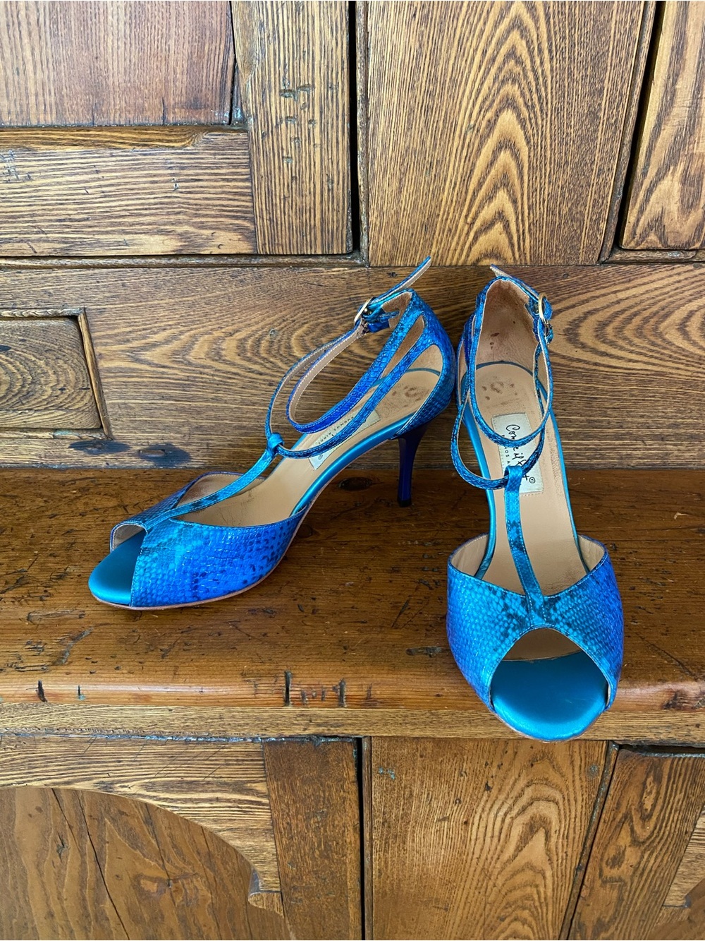 Comme Il Faut tango shoes heels 40 9.5 3” heel blue reptile leather